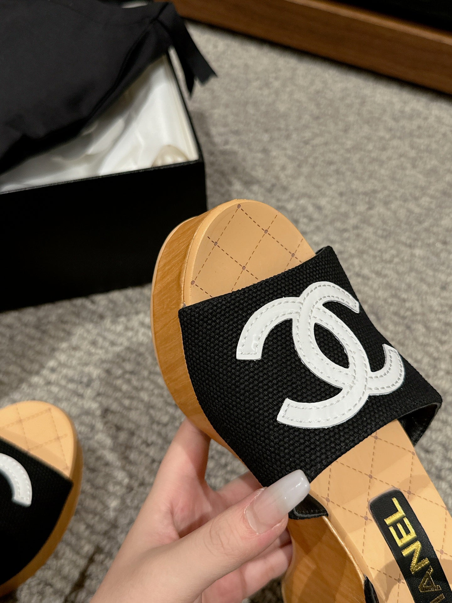 cc sandal 100 black canvas white cc