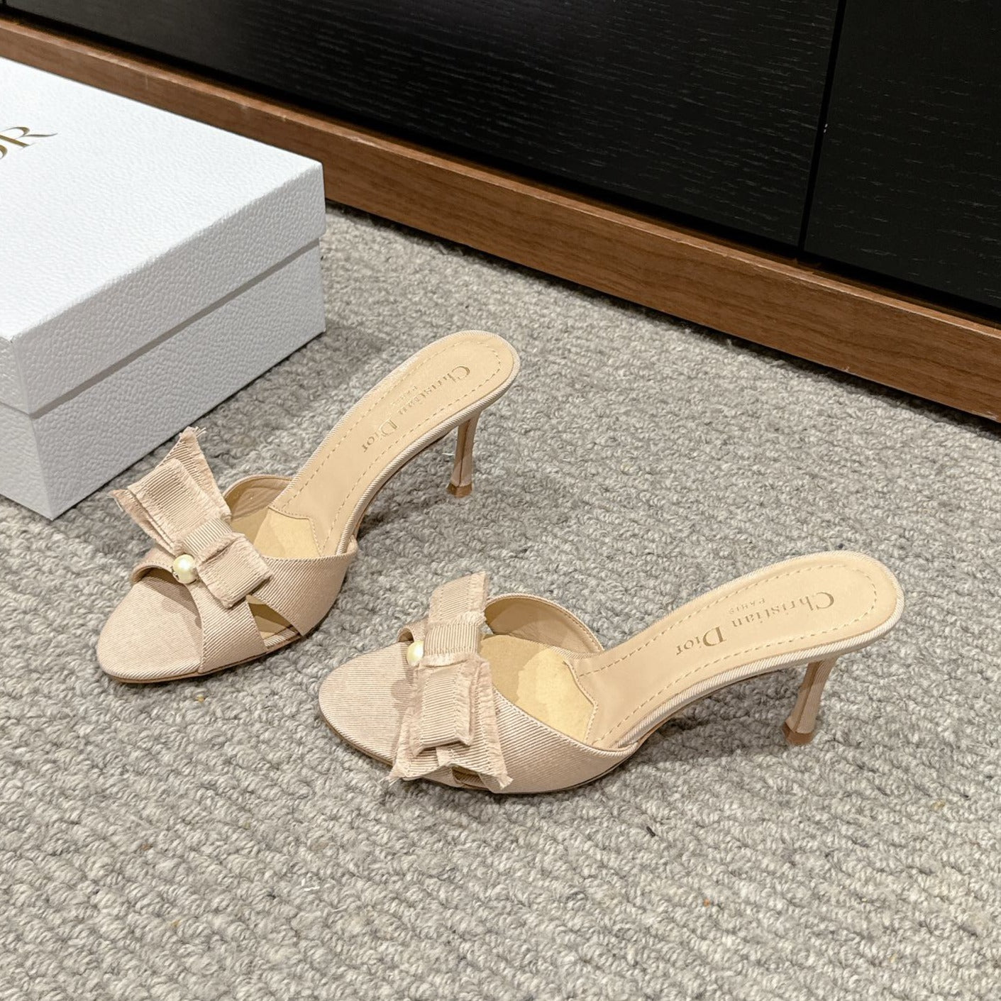 cd sandal adiorable 80 beige grosgrain lambskin