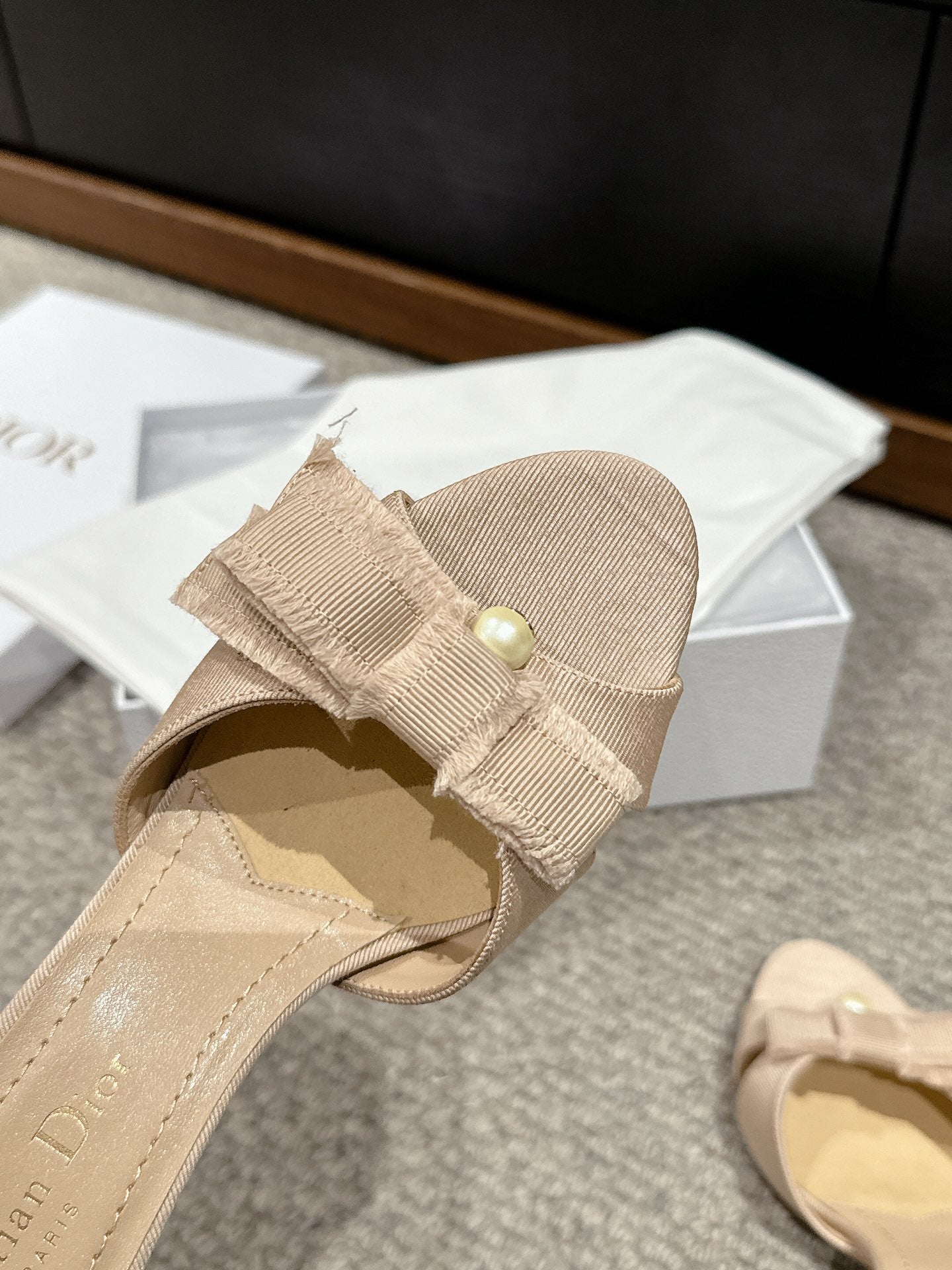 cd sandal adiorable 80 beige grosgrain lambskin