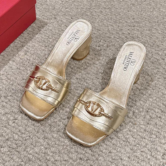 VLOGO SIGNATURE SLIDE SANDAL 60MM IN GOLD CALFSKIN