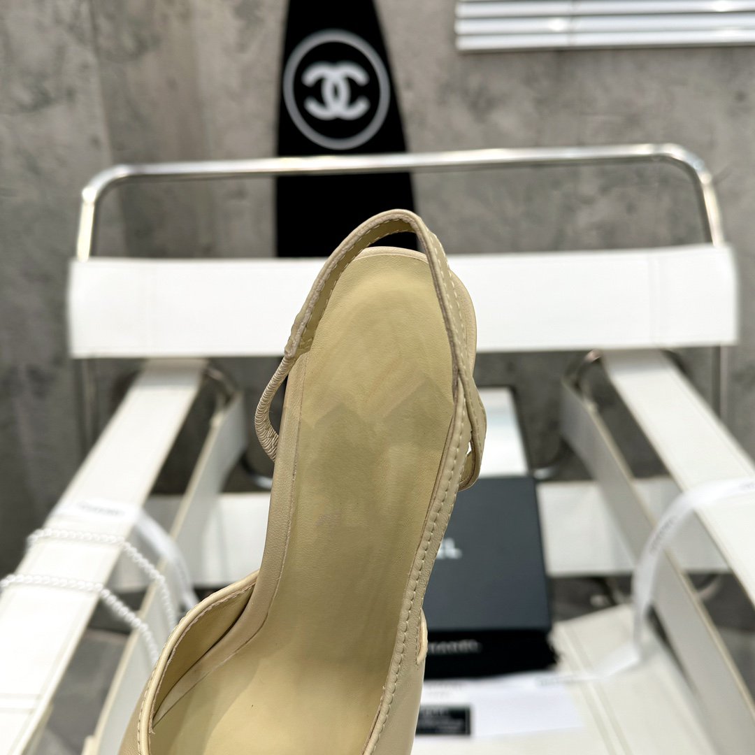 slingback 90 beige calfskin black grosgrain