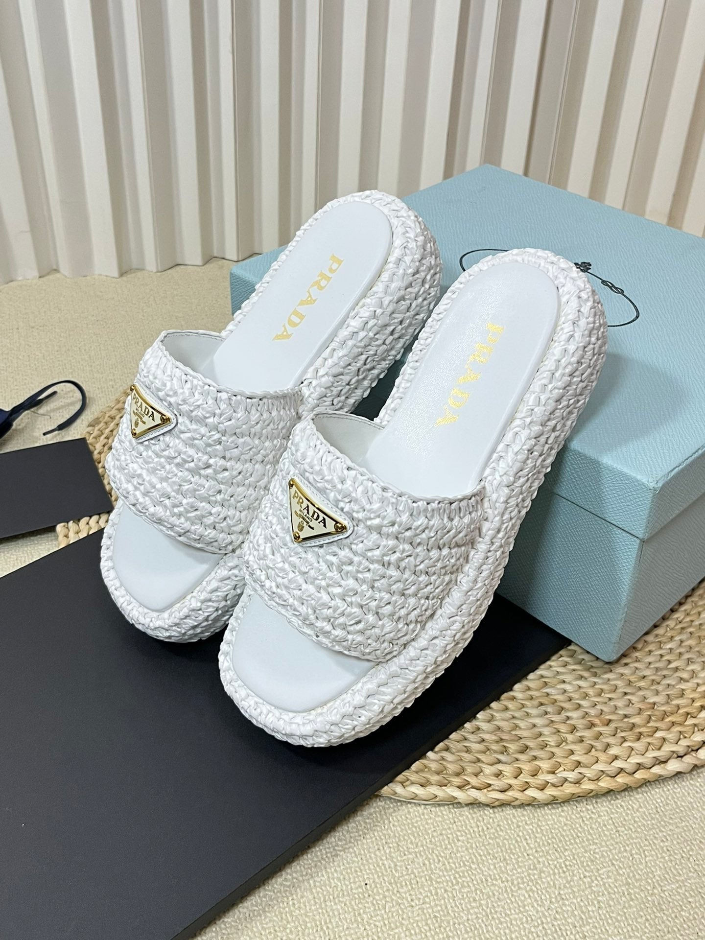 Crochet Flatform Slides 40 White