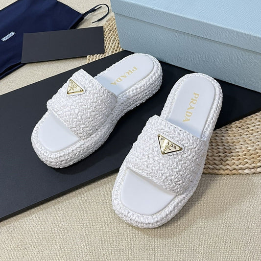 Crochet Flatform Slides 40 White