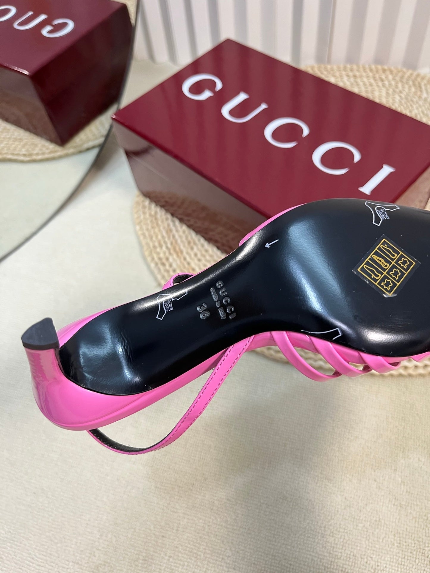 SLINGBACK PUMP 6 CM IN FUSCIA PINK GLOSSY CALFSKIN