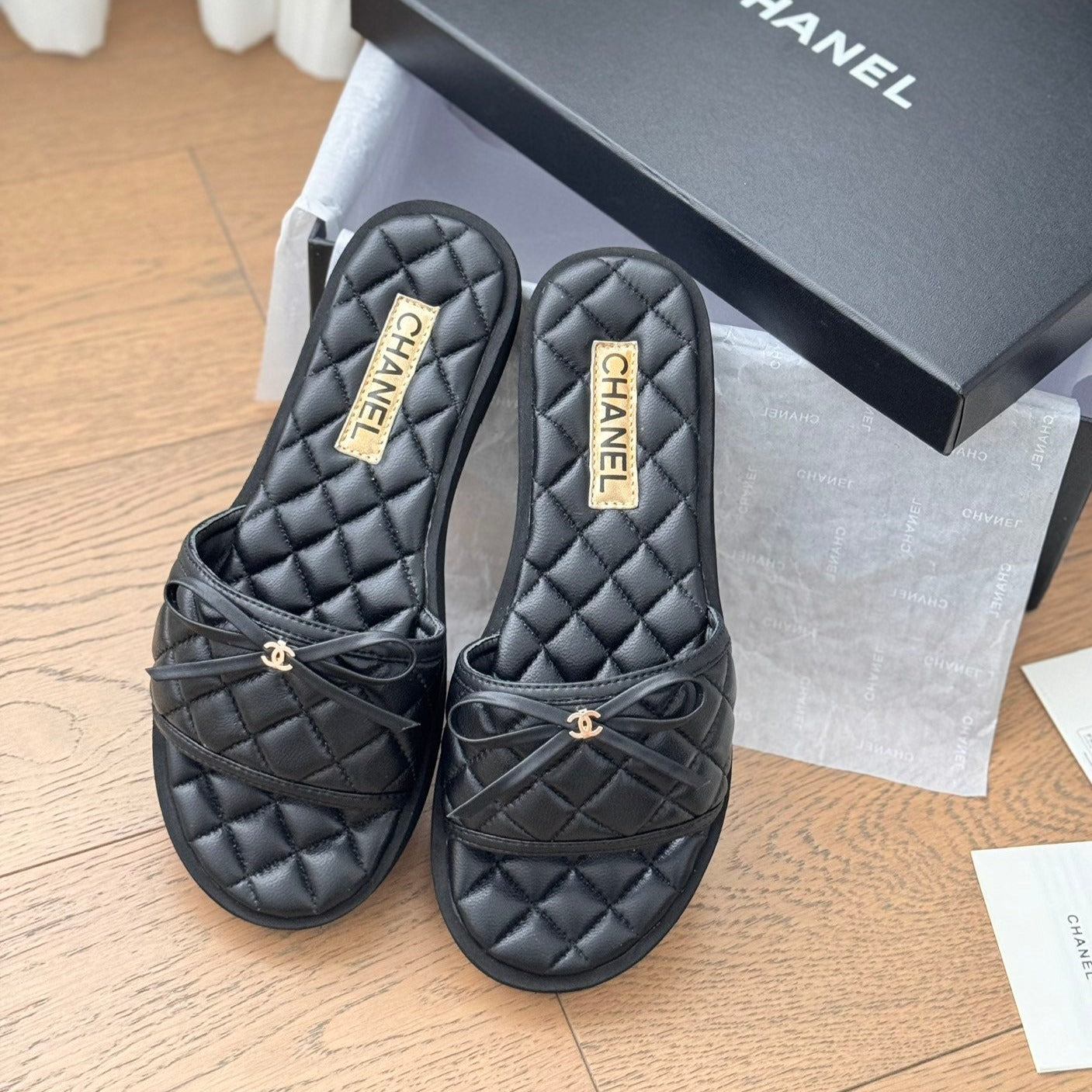 mule sandal bow black quilted calfskin