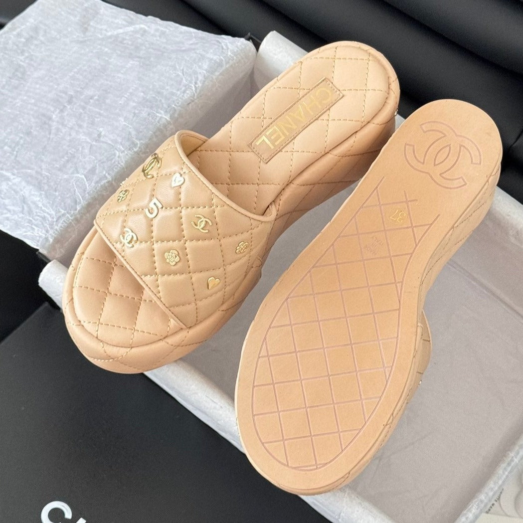 mule sandal 75 beige quilted calfskin