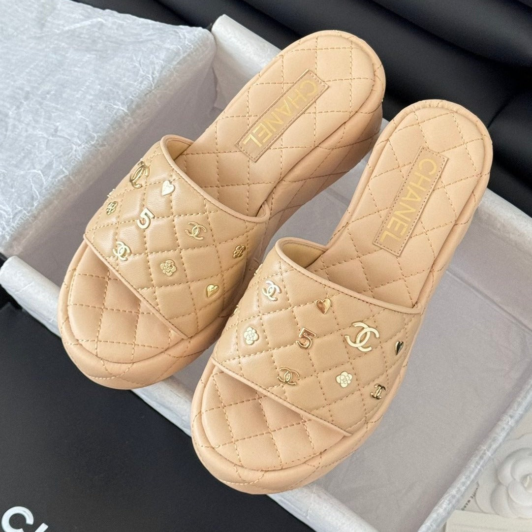 mule sandal 75 beige quilted calfskin