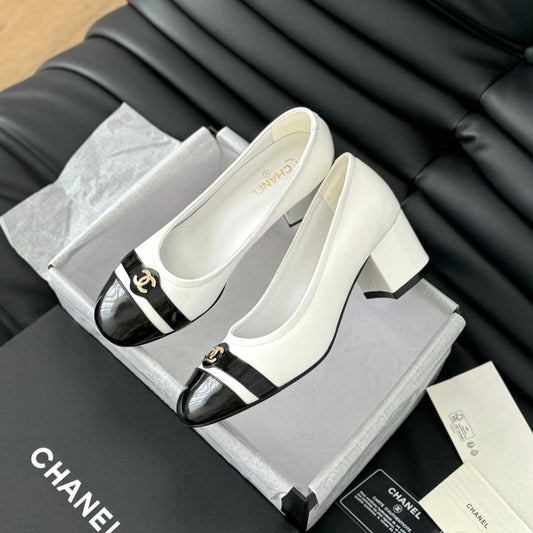 CC High Heels White Black Lambskin