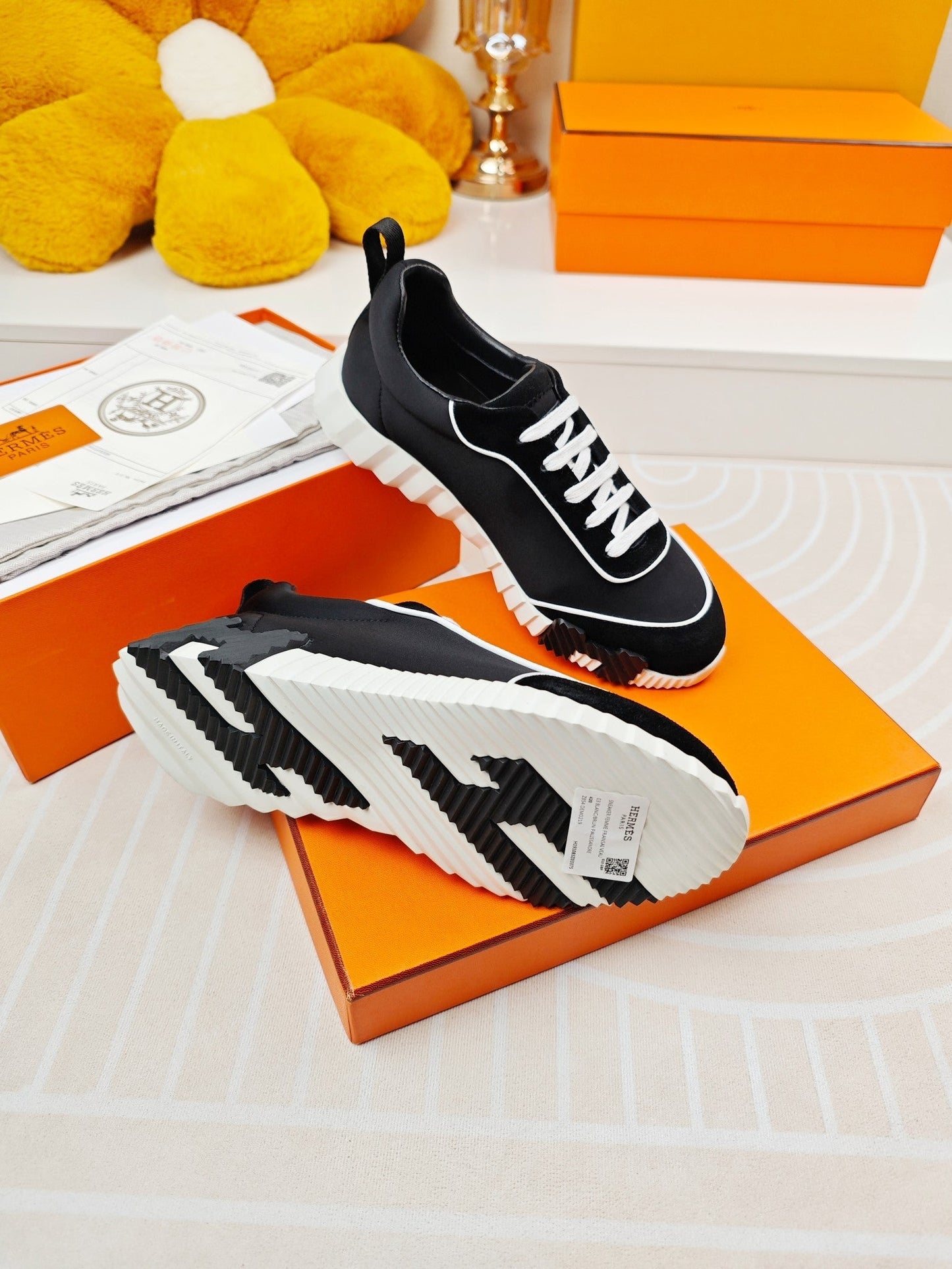 BOUNCING SNEAKERS BLACK CALFSKIN STYLIZED