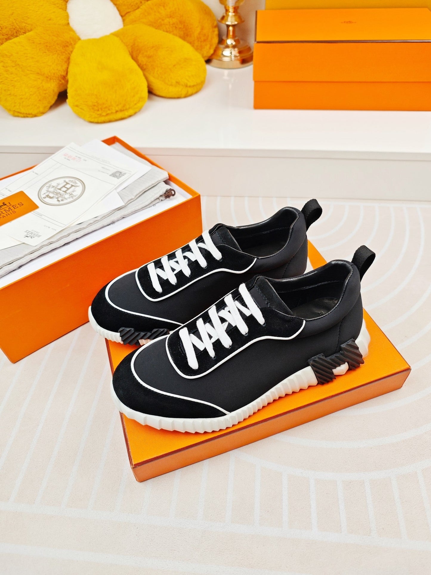 BOUNCING SNEAKERS BLACK CALFSKIN STYLIZED