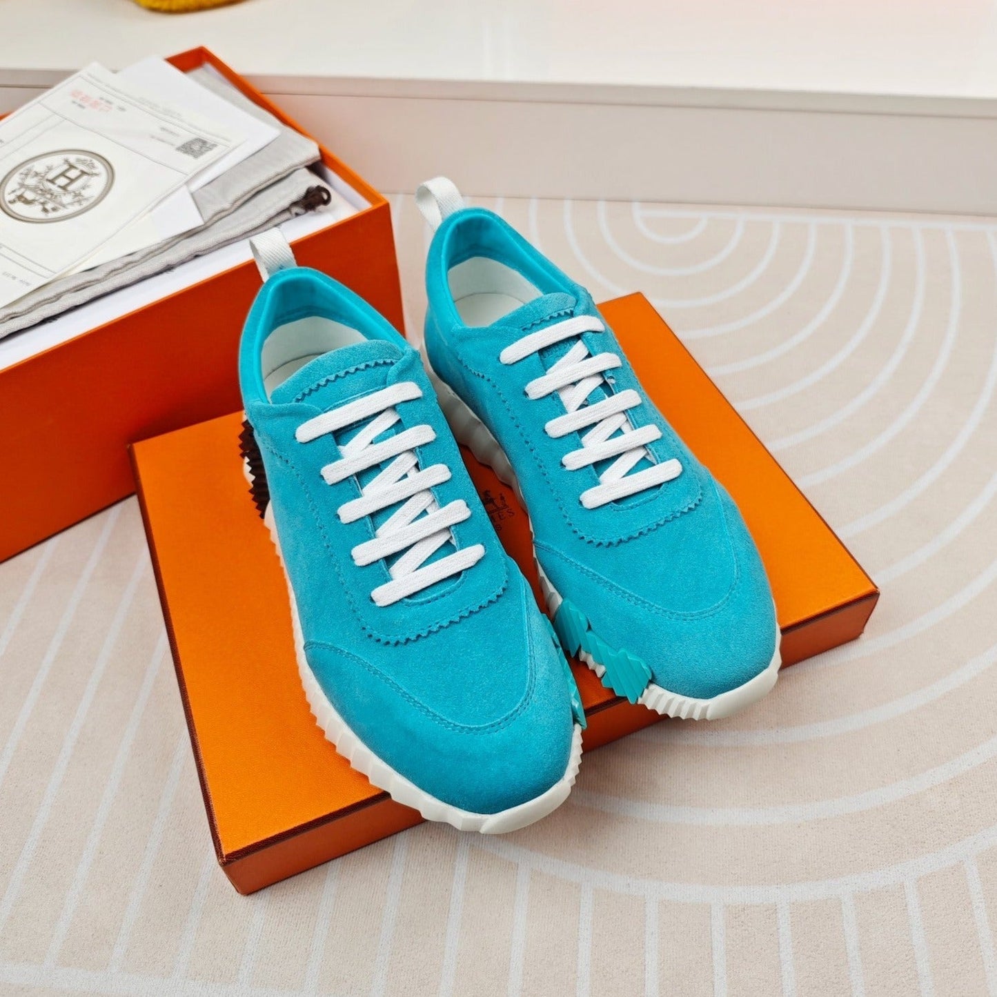 BOUNCING SNEAKERS SKY BLUE CALFSKIN