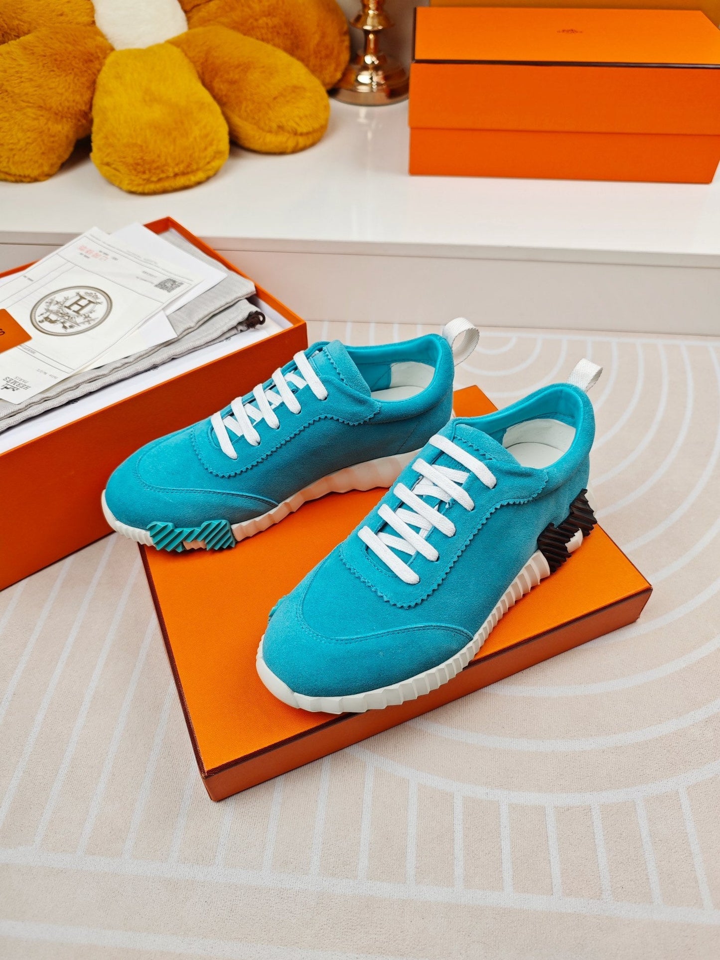 BOUNCING SNEAKERS SKY BLUE CALFSKIN