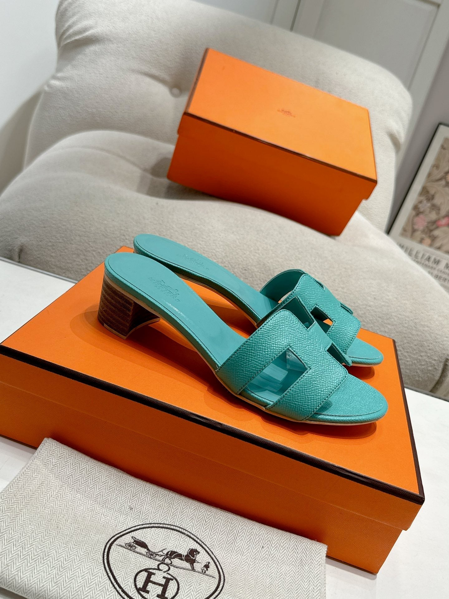 0ASIS SANDAL SKY BLUE CALFSKIN CLASSIC