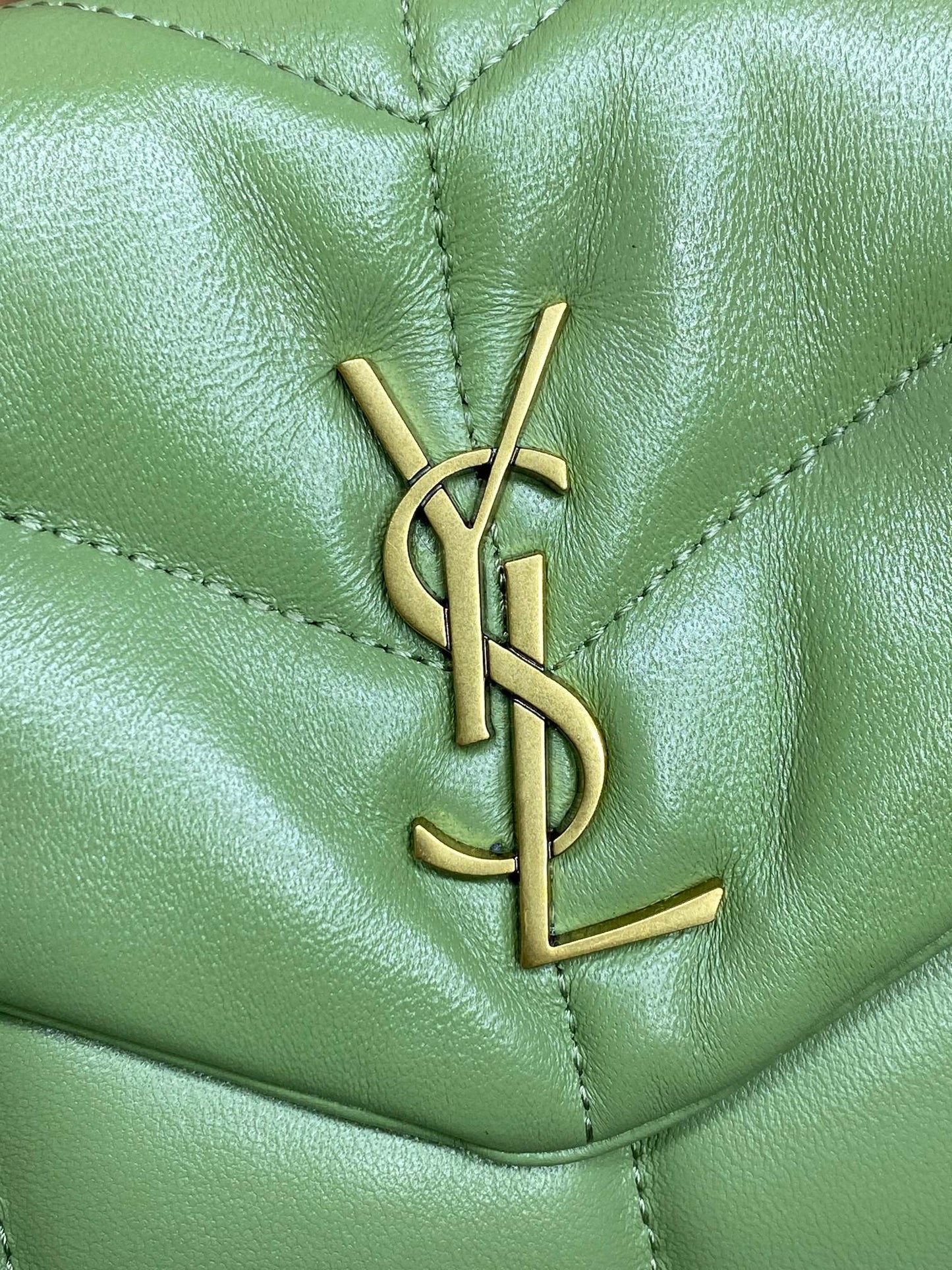 PUFFER TOY 23 IN FERN GREEN LAMBSKIN GOLD HARDWARE