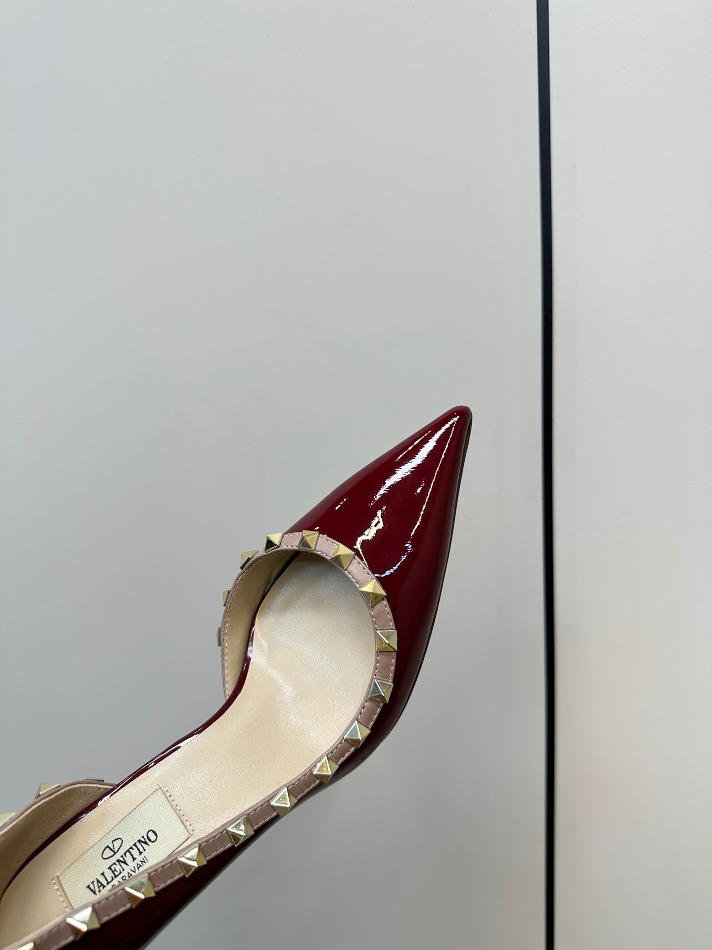 Valentino Red Rockstud D'Orsay Pumps 95mm Cowhide  989893