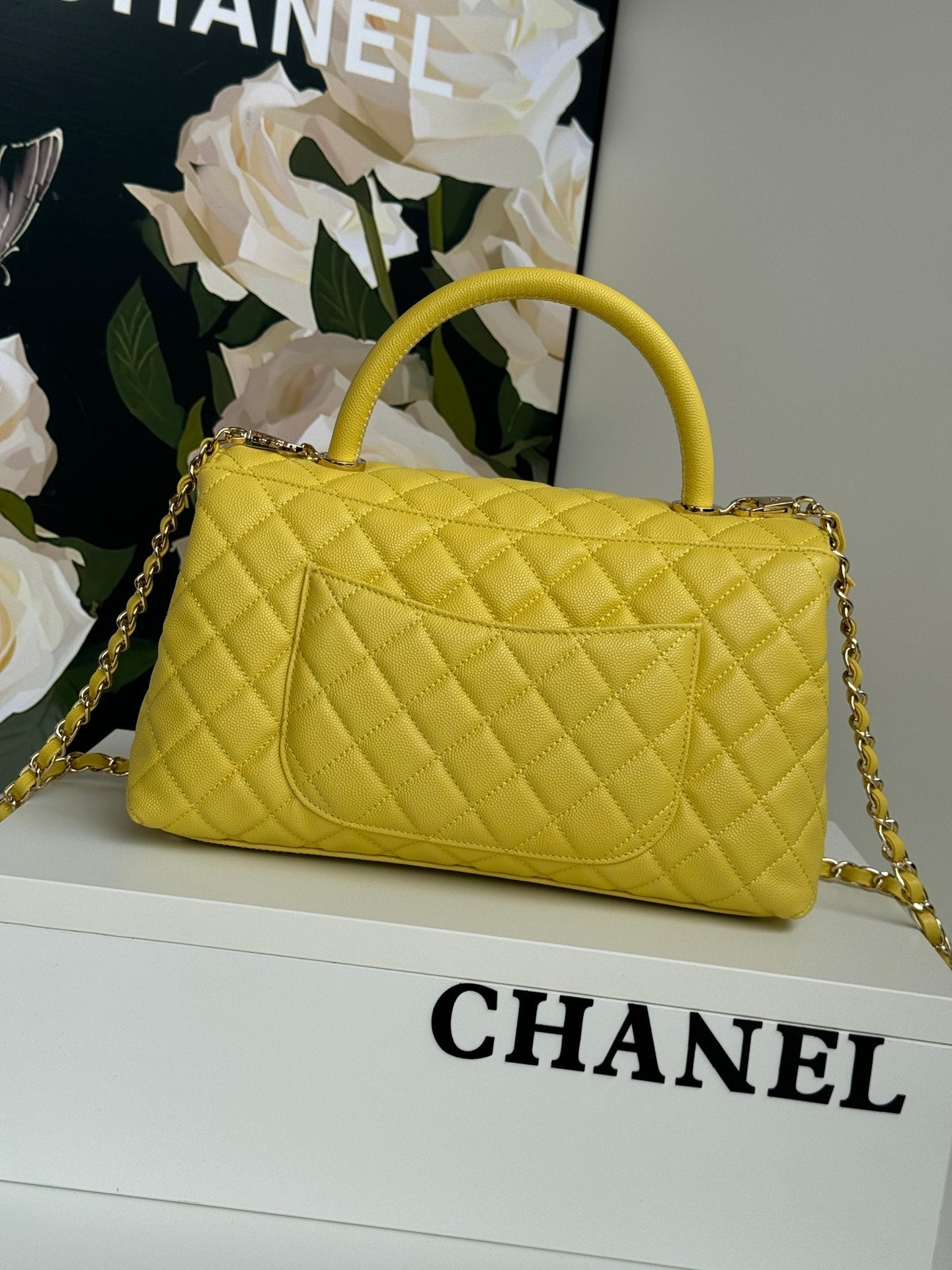 coco handle medium 29cm yellow quilted caviar leather gold hardware