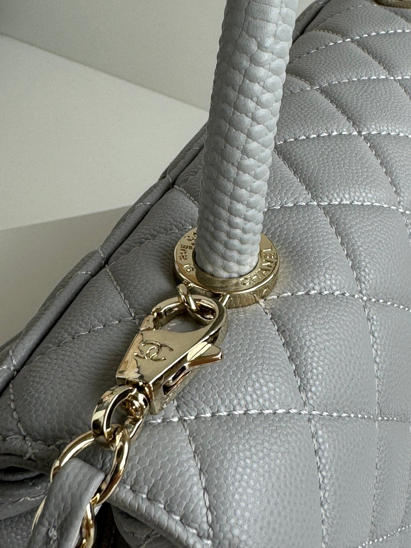 coco handle medium 29cm grey quilted caviar leather gold hardware