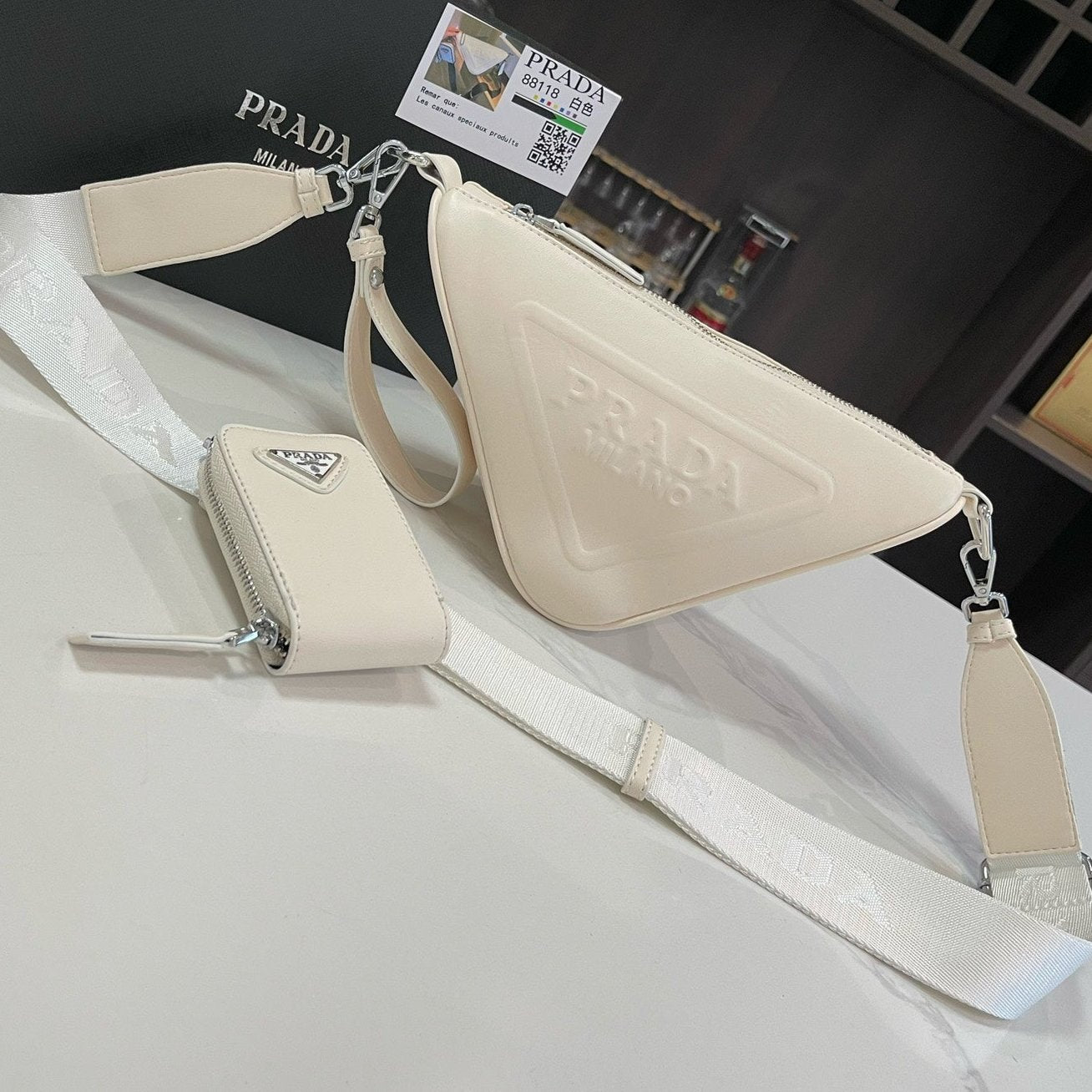 PRA TRIANGLE 27 SHOULDER BAG IN WHITE CALFSKIN WITH STRAP