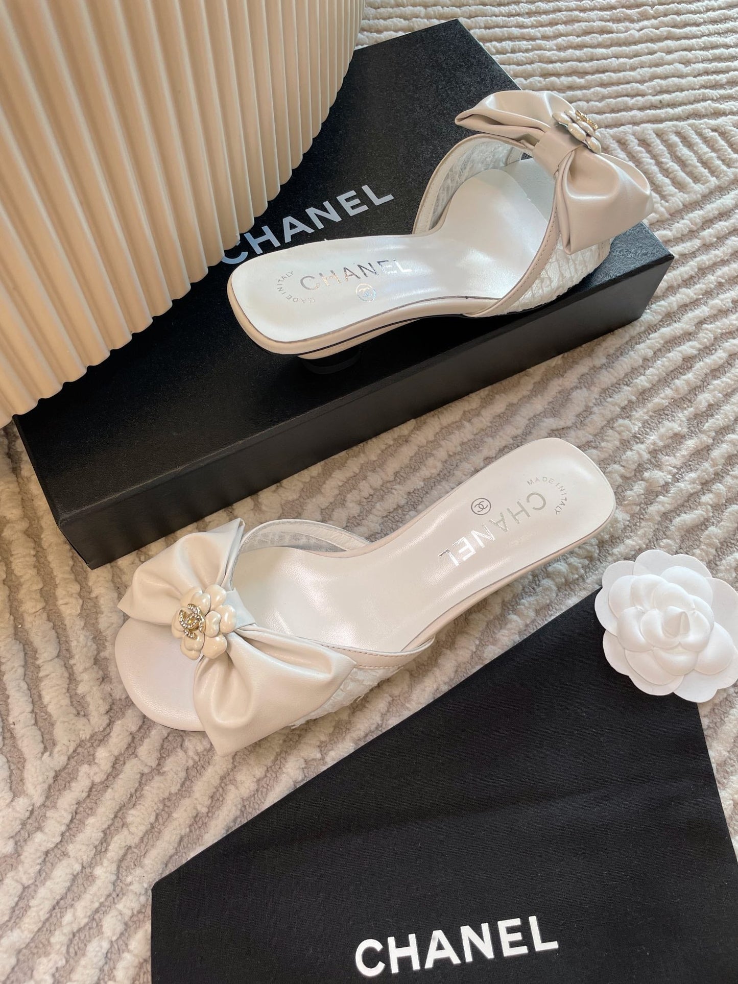 mule sandal bow flower white calfskin