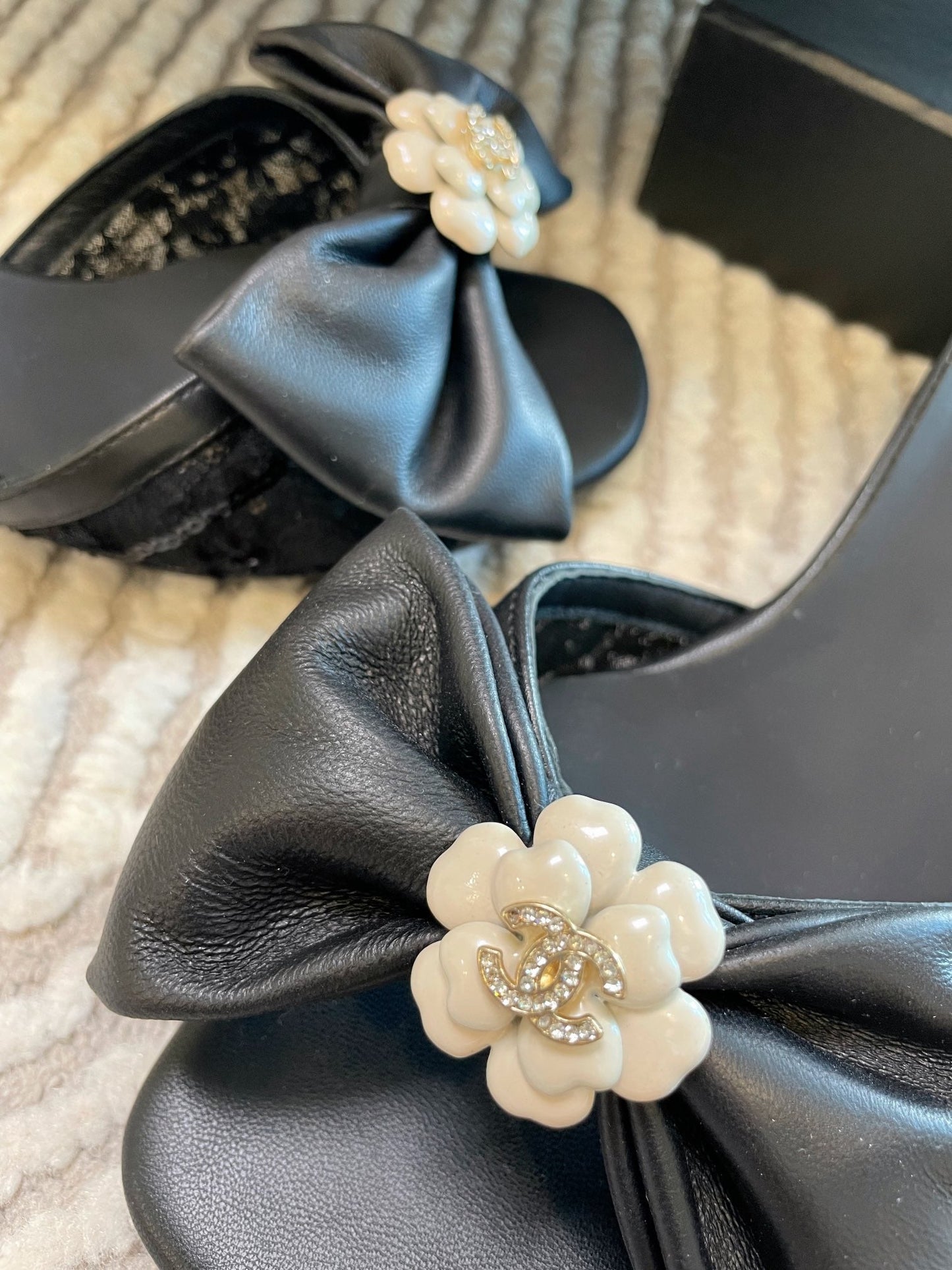 mule sandal bow flower black calfskin