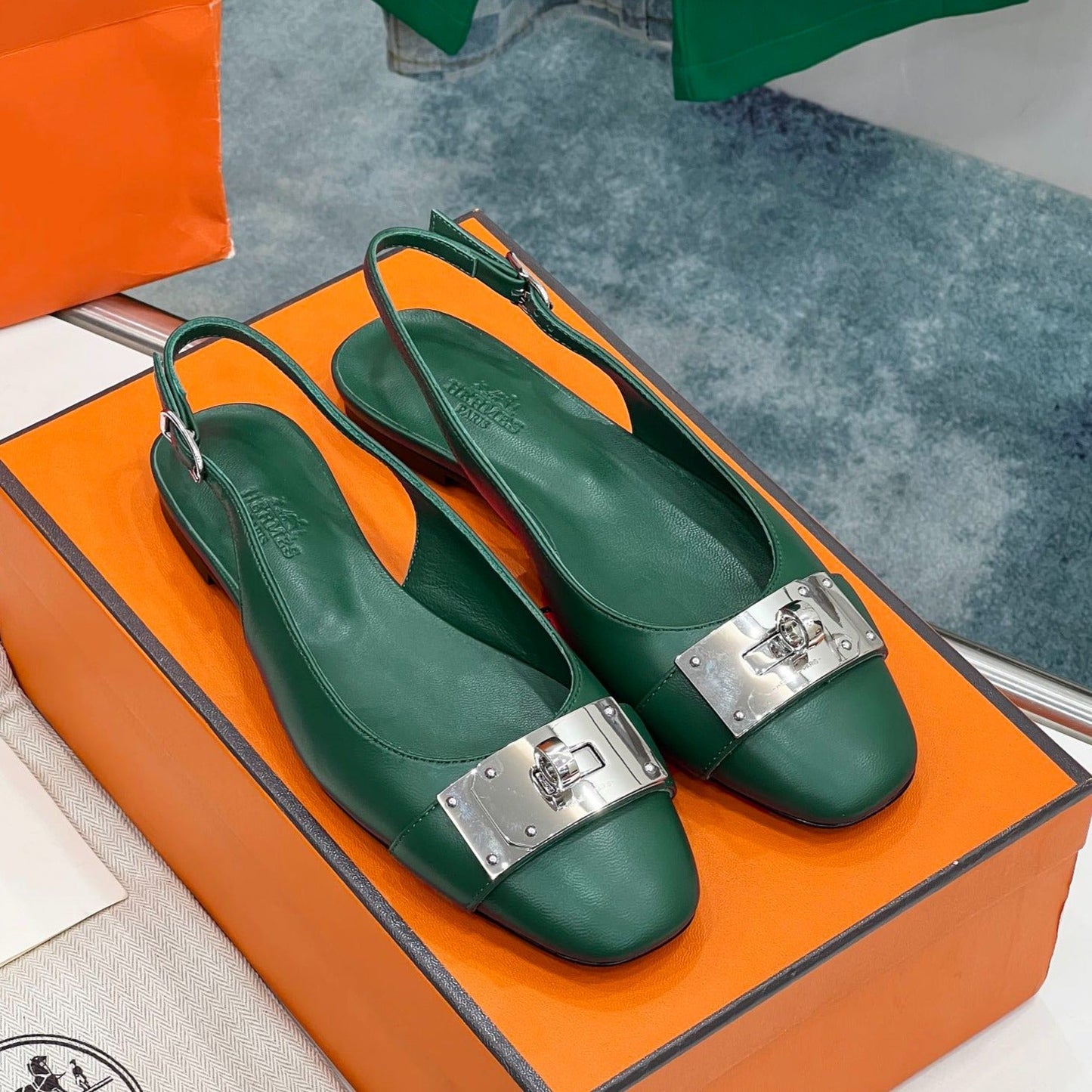 INNOCENTE SLINGBACK CASTLETON GREEN CALKSIN