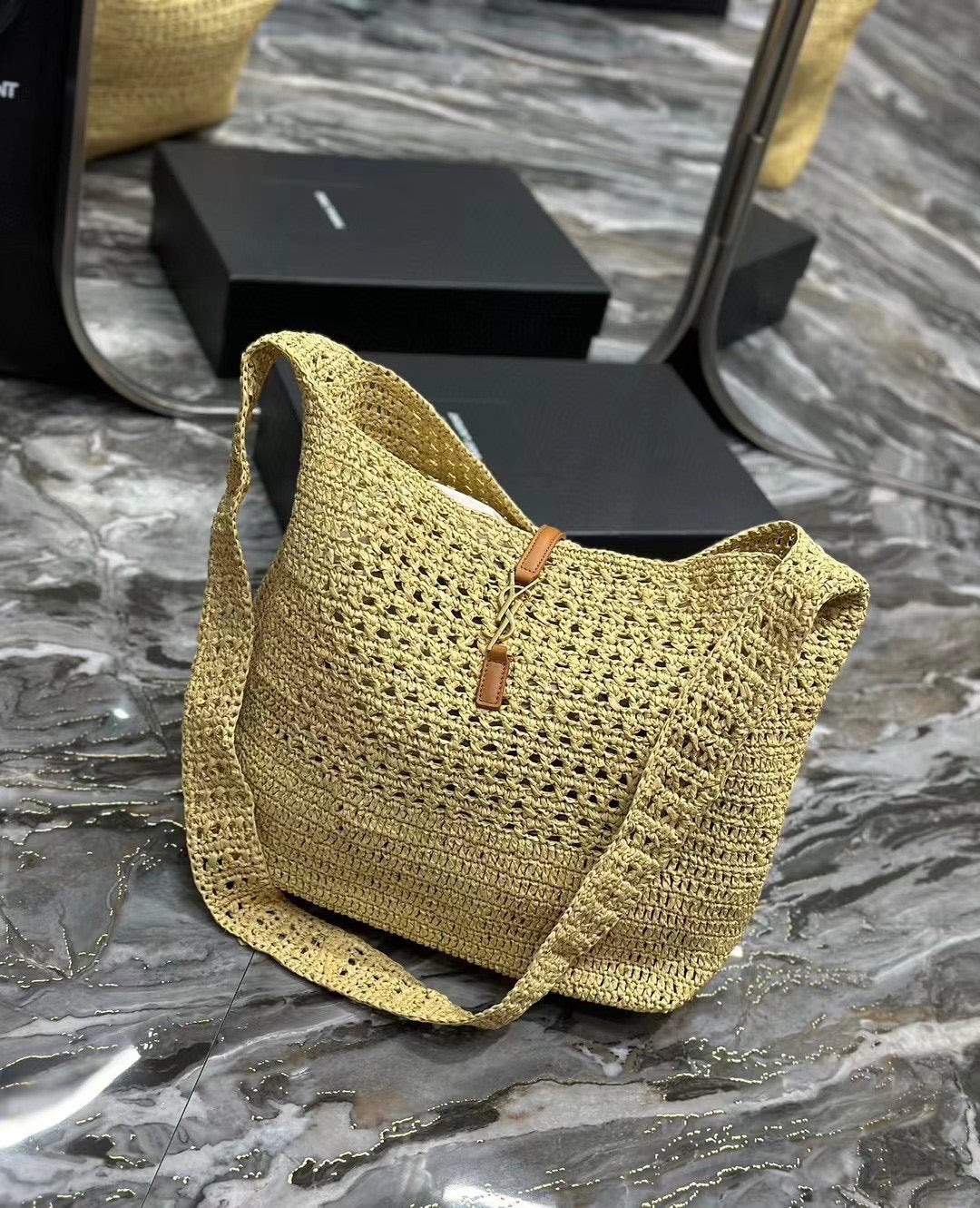 YSL HOBO BAG 30CM BEIGE RAFFIA