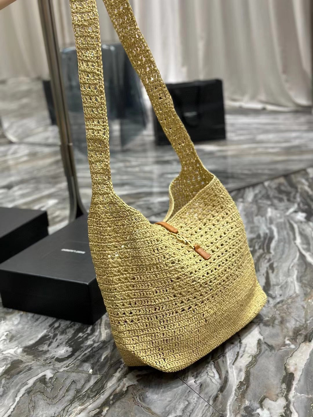 YSL HOBO BAG 30CM BEIGE RAFFIA