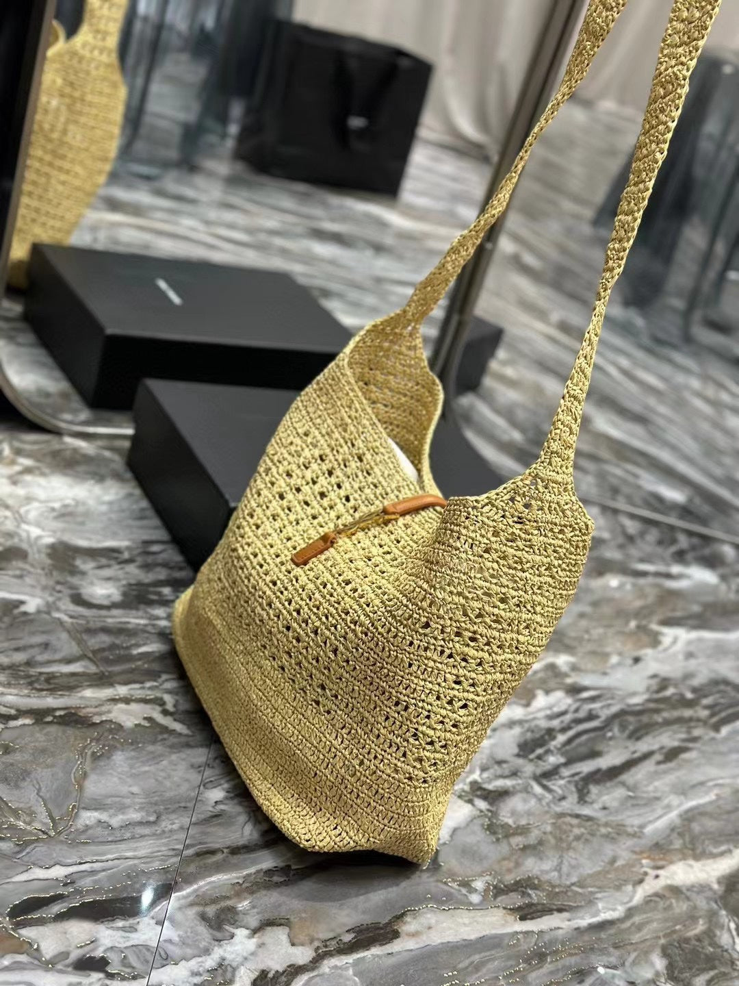 YSL HOBO BAG 30CM BEIGE RAFFIA