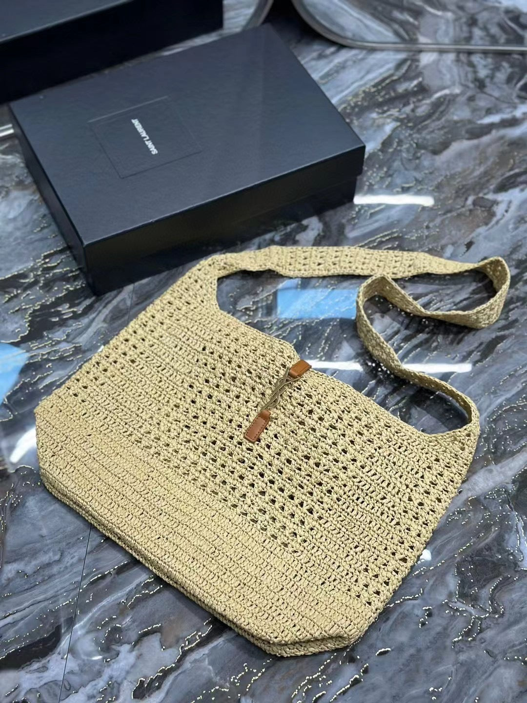 YSL HOBO BAG 30CM BEIGE RAFFIA