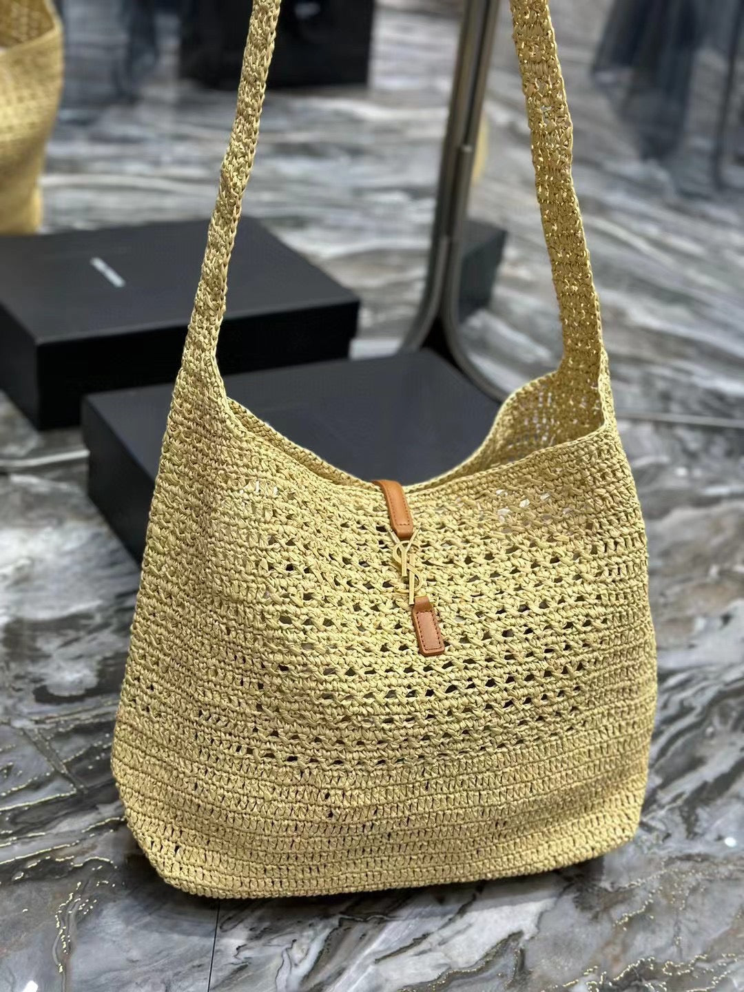 YSL HOBO BAG 30CM BEIGE RAFFIA