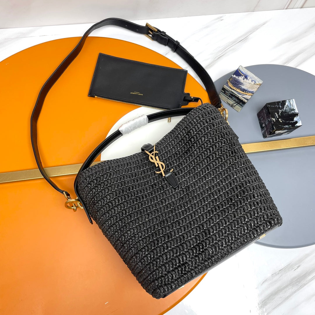 YSL LE 37 20CM BLACK RAFFIA BUCKET BAG