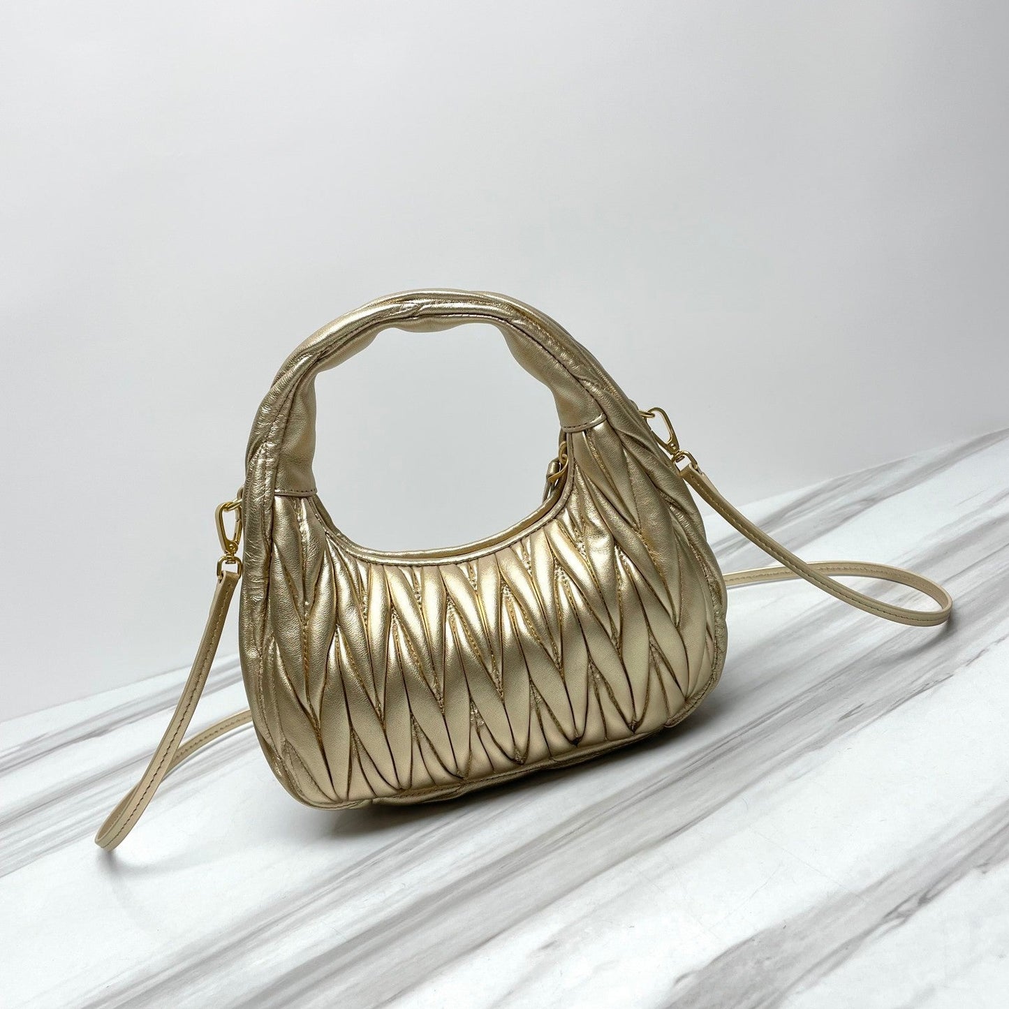 miuwander hobo 23 gold matelasse leather