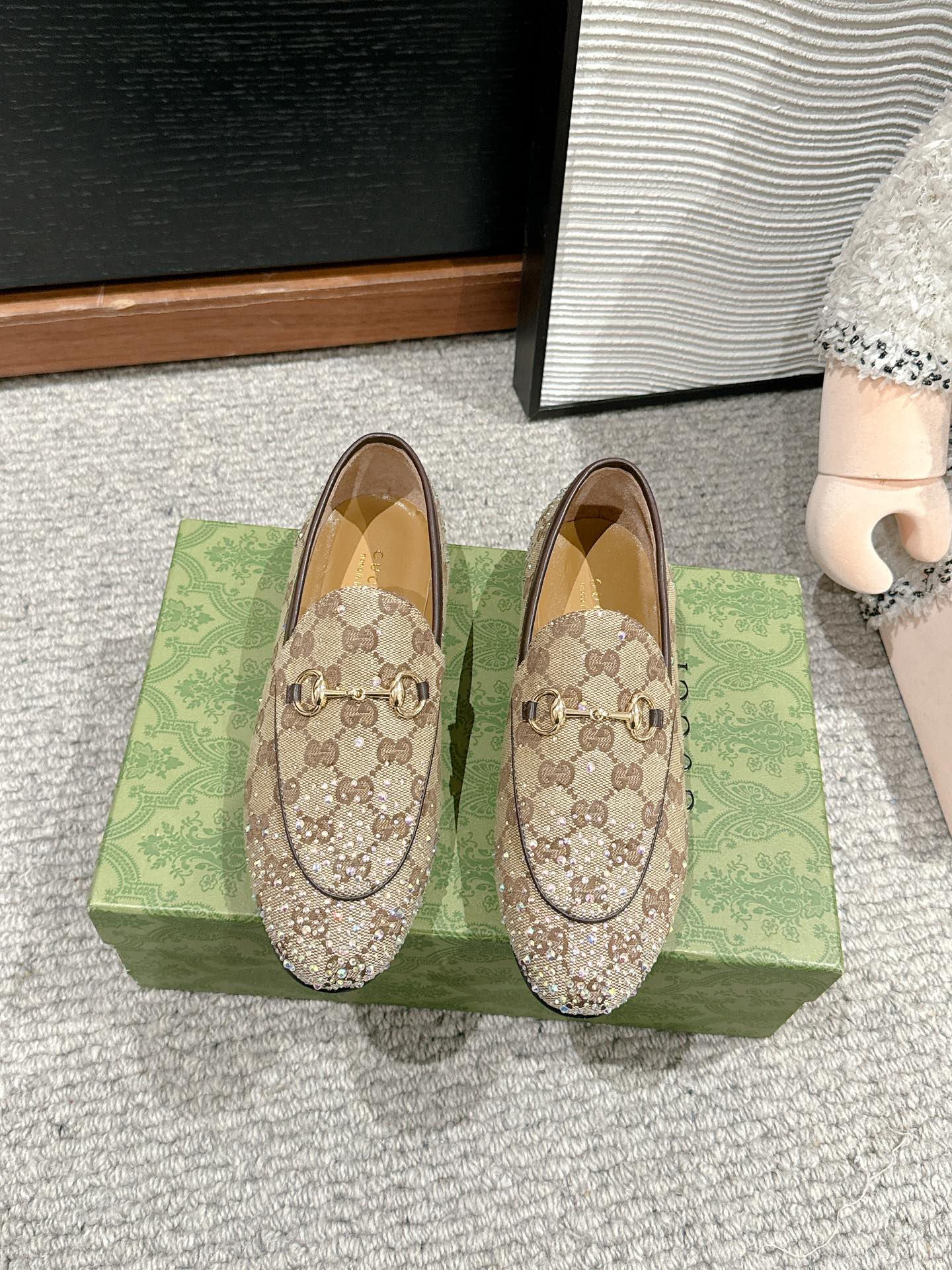 Horsebit Jordaan Loafer Beige Ebony Canvas Crystal-Embellished