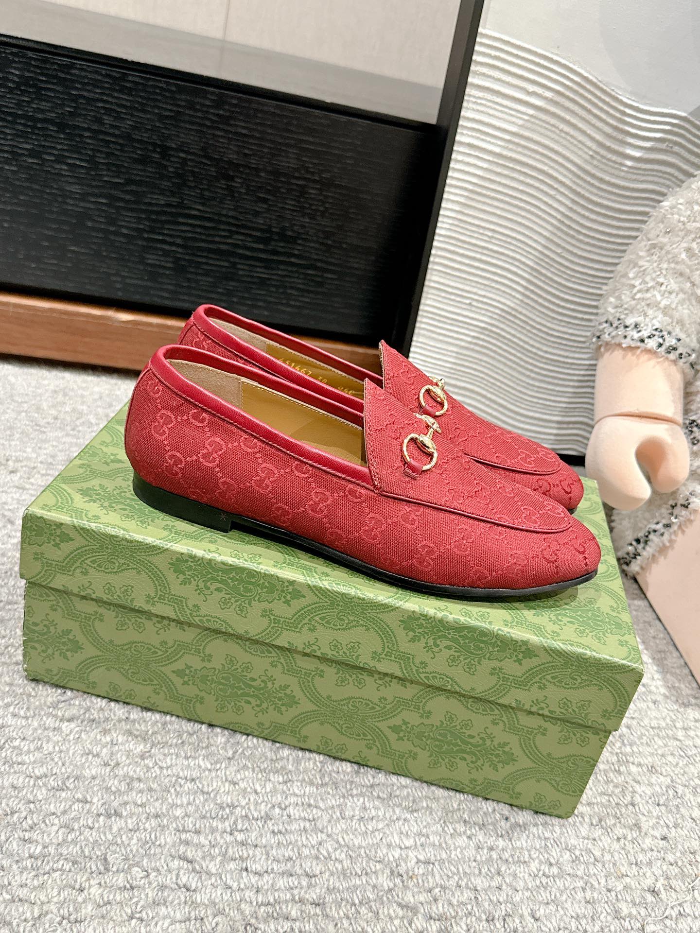 Horsebit Jordaan Loafer Red Canvas