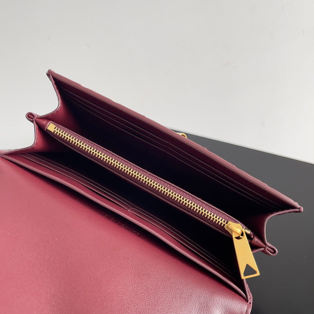 ANDIAMO BAG 19 IN BAROLO CALFSKIN