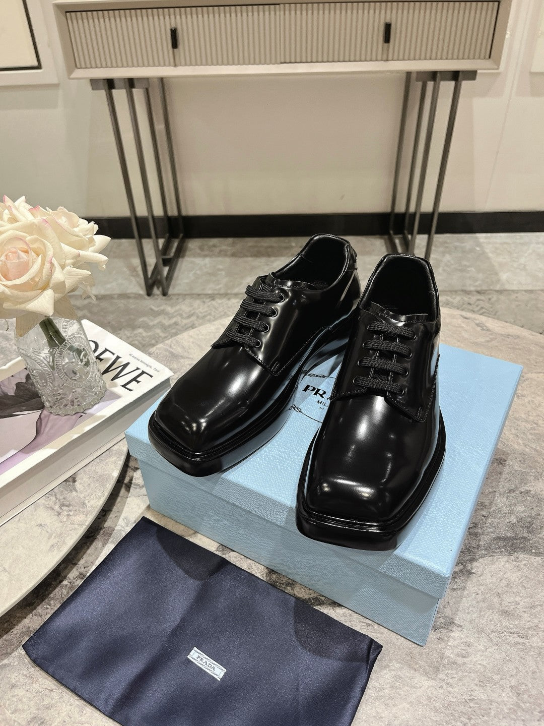 PRA SQUARE HEAD LACE-UP LOAFERS JET-BLACK CALFSKIN