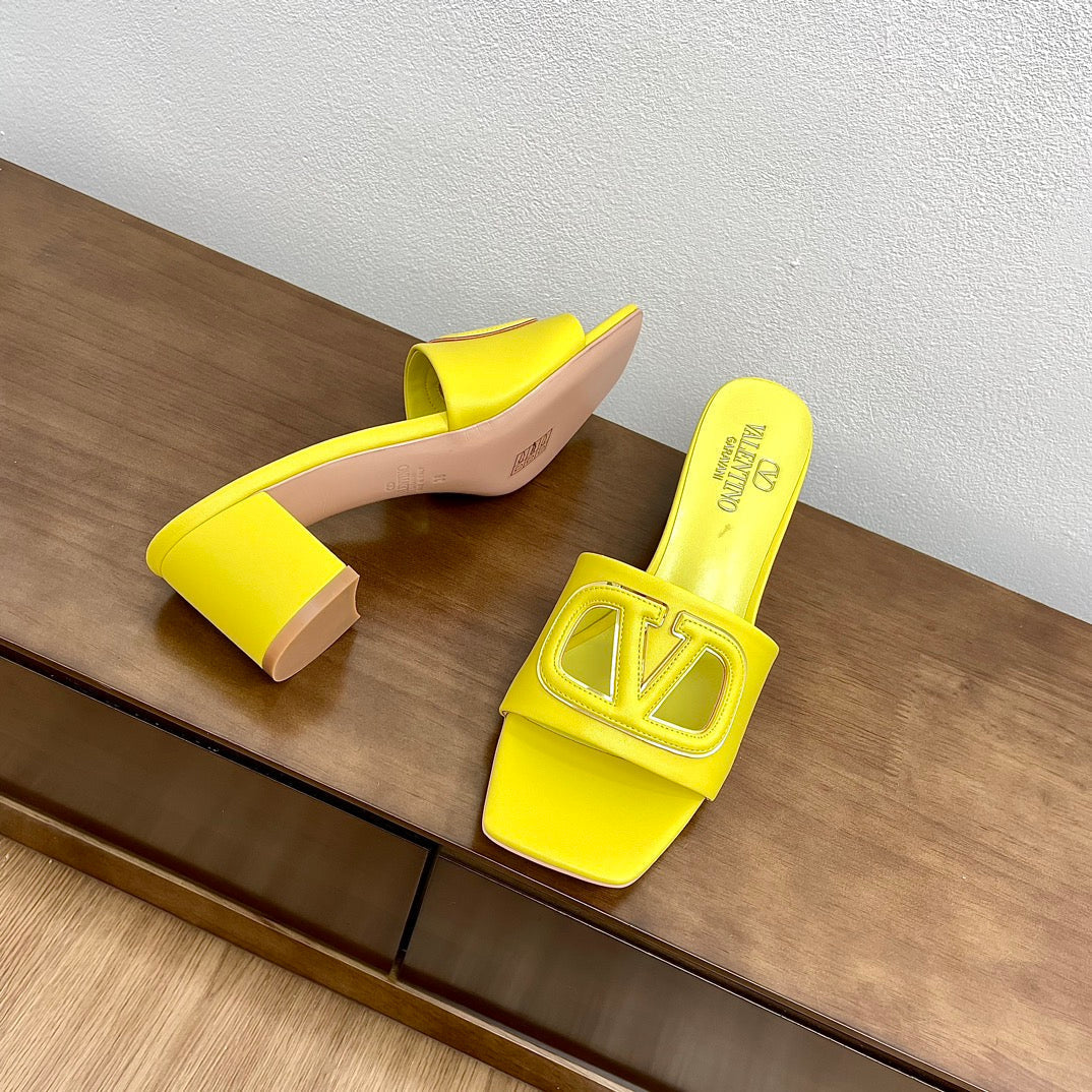 Vlogo Cut-Out 60 Sandal Yellow Calfskin