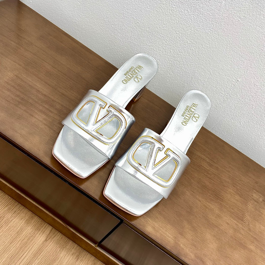 Vlogo Cut-Out 60 Sandal Silver Calfskin