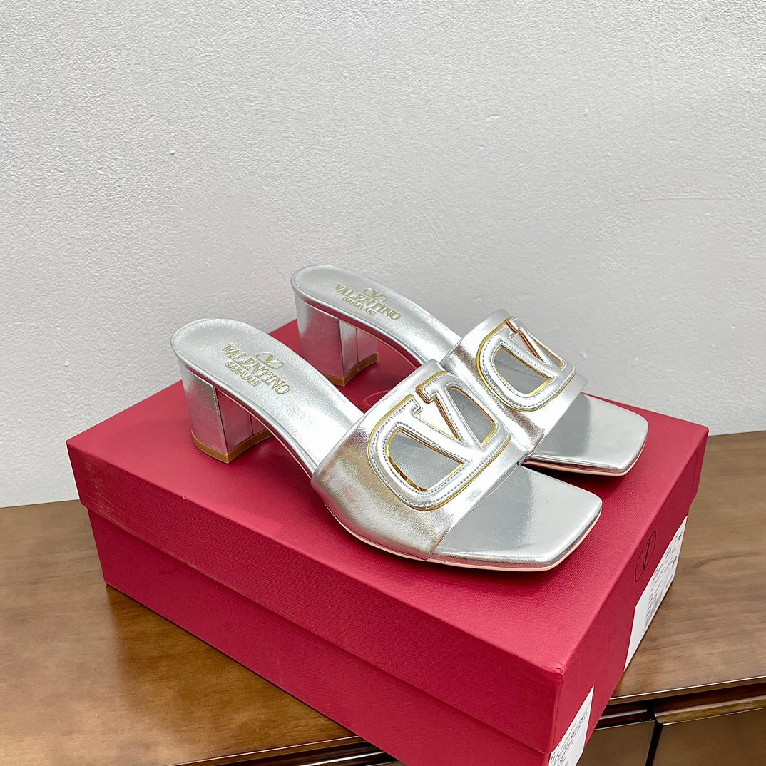 Vlogo Cut-Out 60 Sandal Silver Calfskin