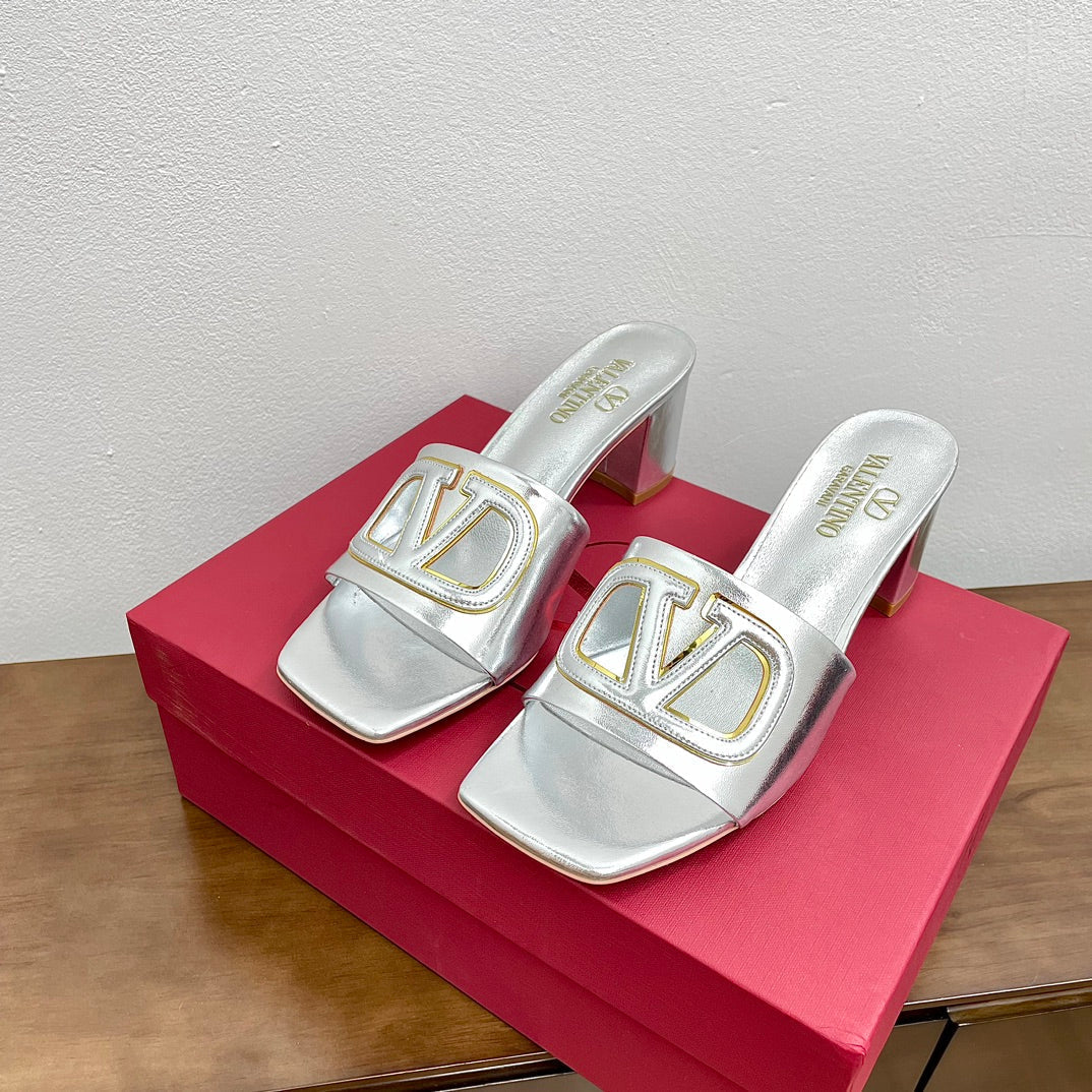 Vlogo Cut-Out 60 Sandal Silver Calfskin