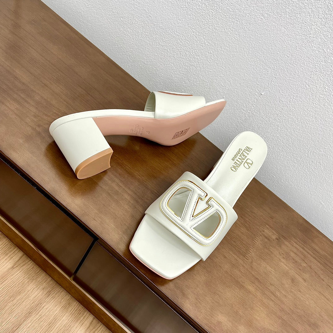 Vlogo Cut-Out 60 Sandal Ivory Calfskin