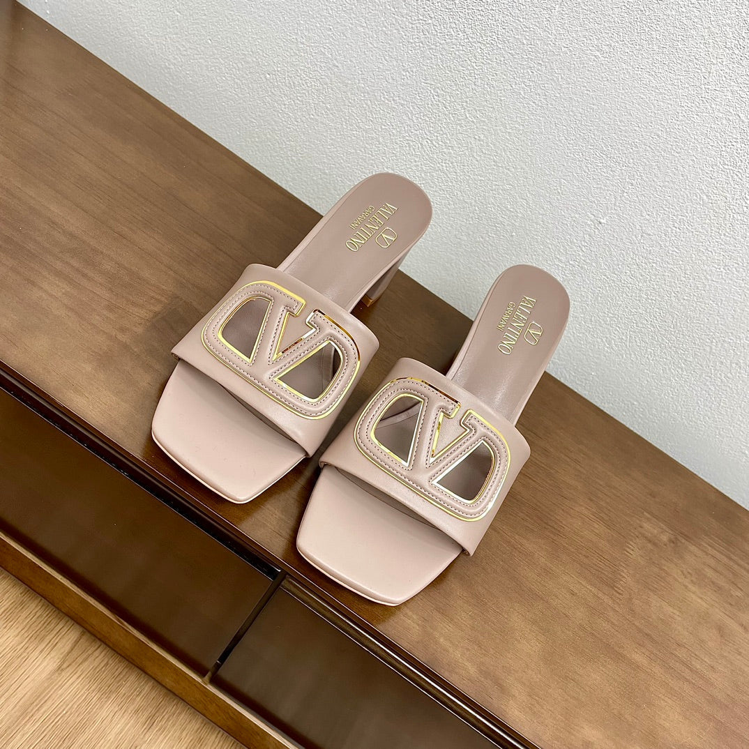 Vlogo Cut-Out 60 Sandal Rose Cannelle Calfskin