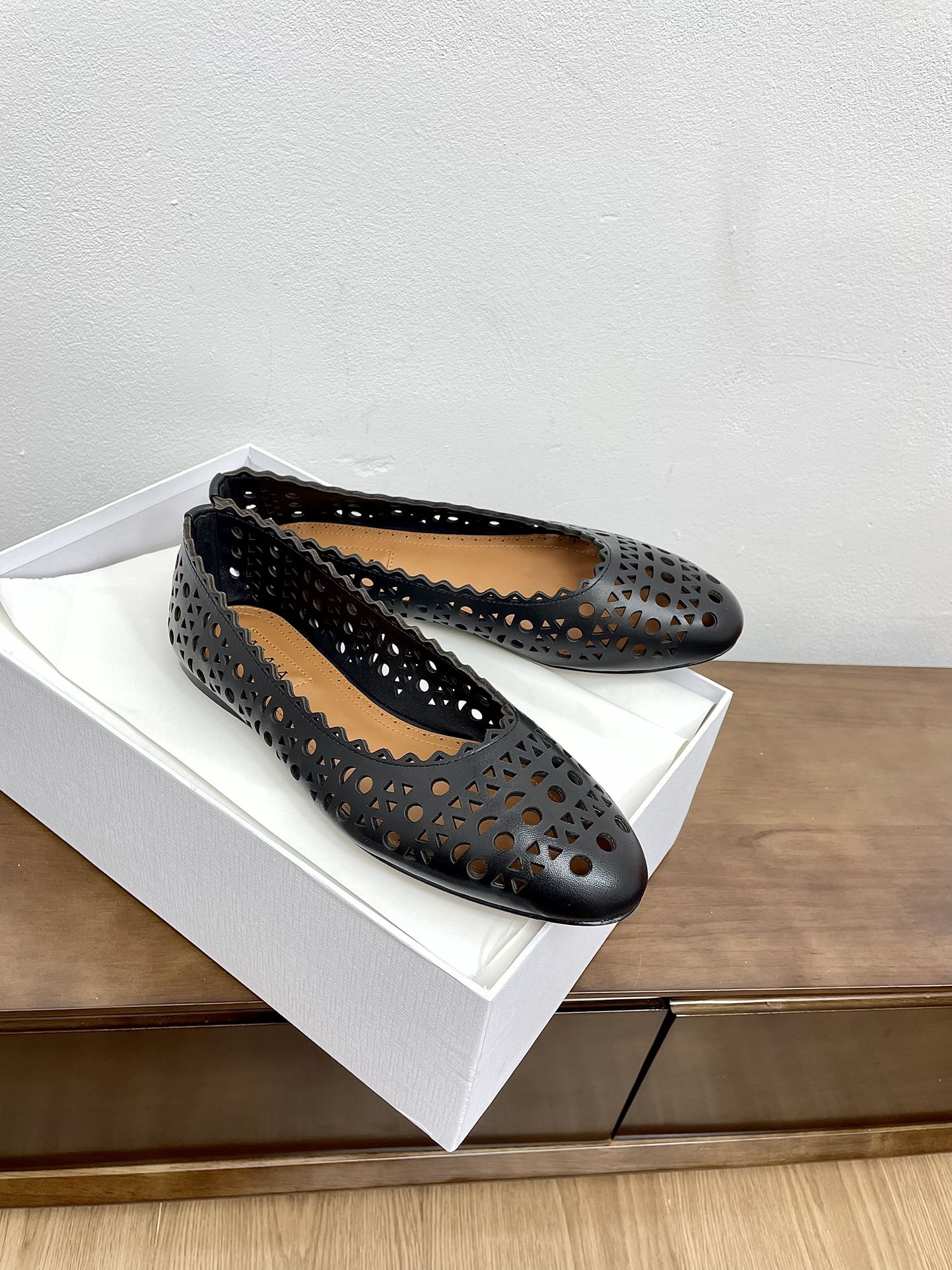 alaia ballet flat black vienne lambskin