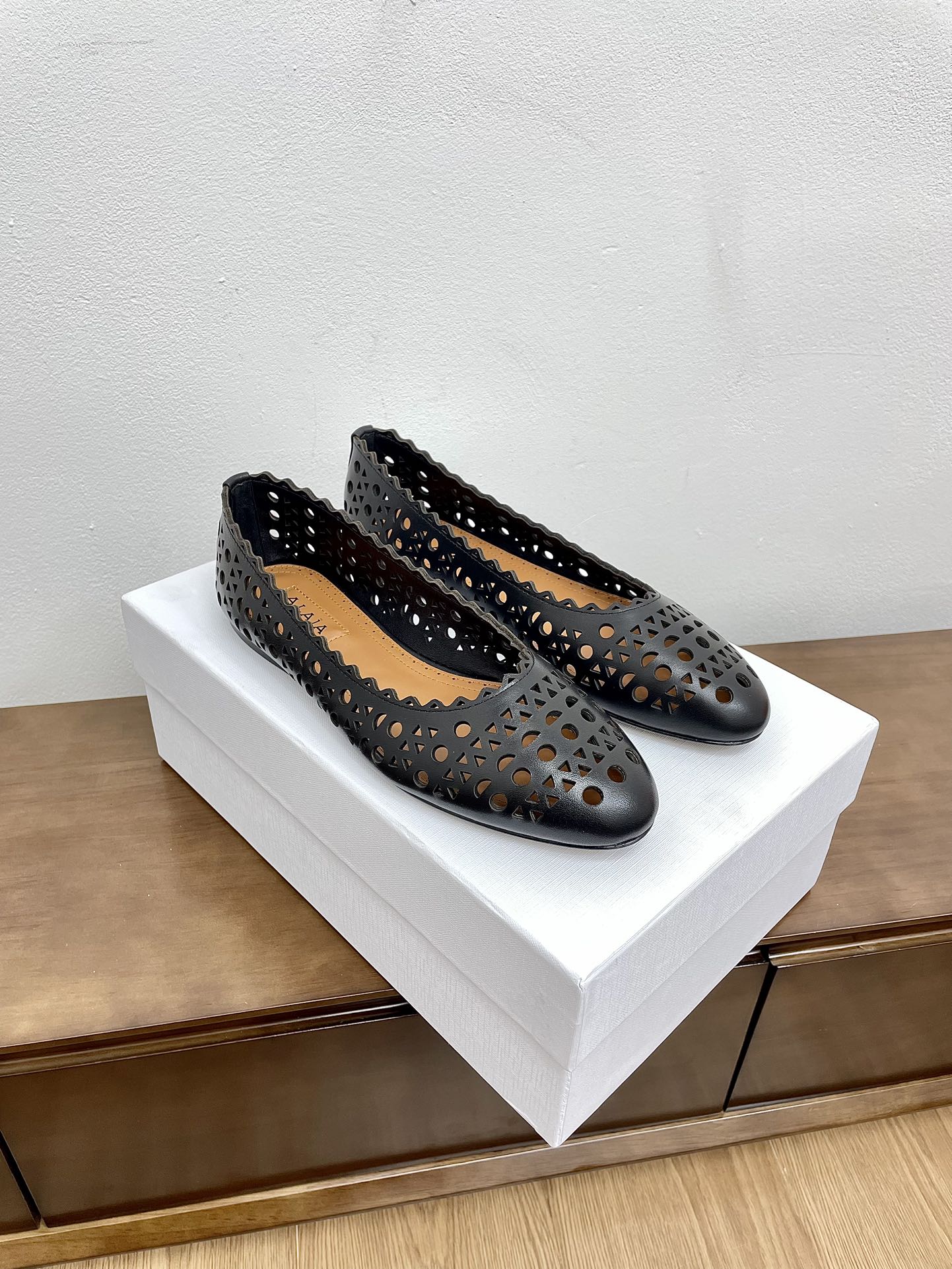 alaia ballet flat black vienne lambskin