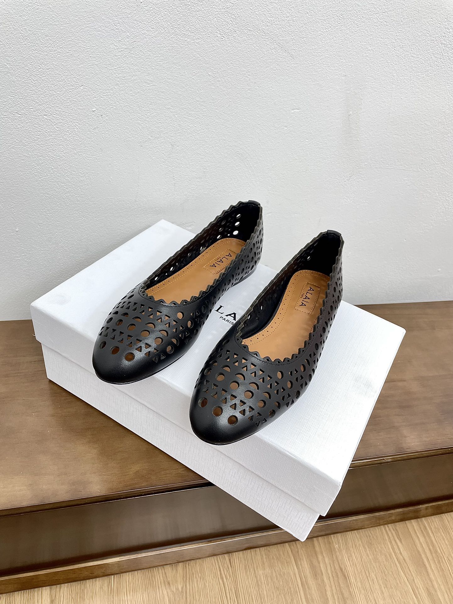 alaia ballet flat black vienne lambskin