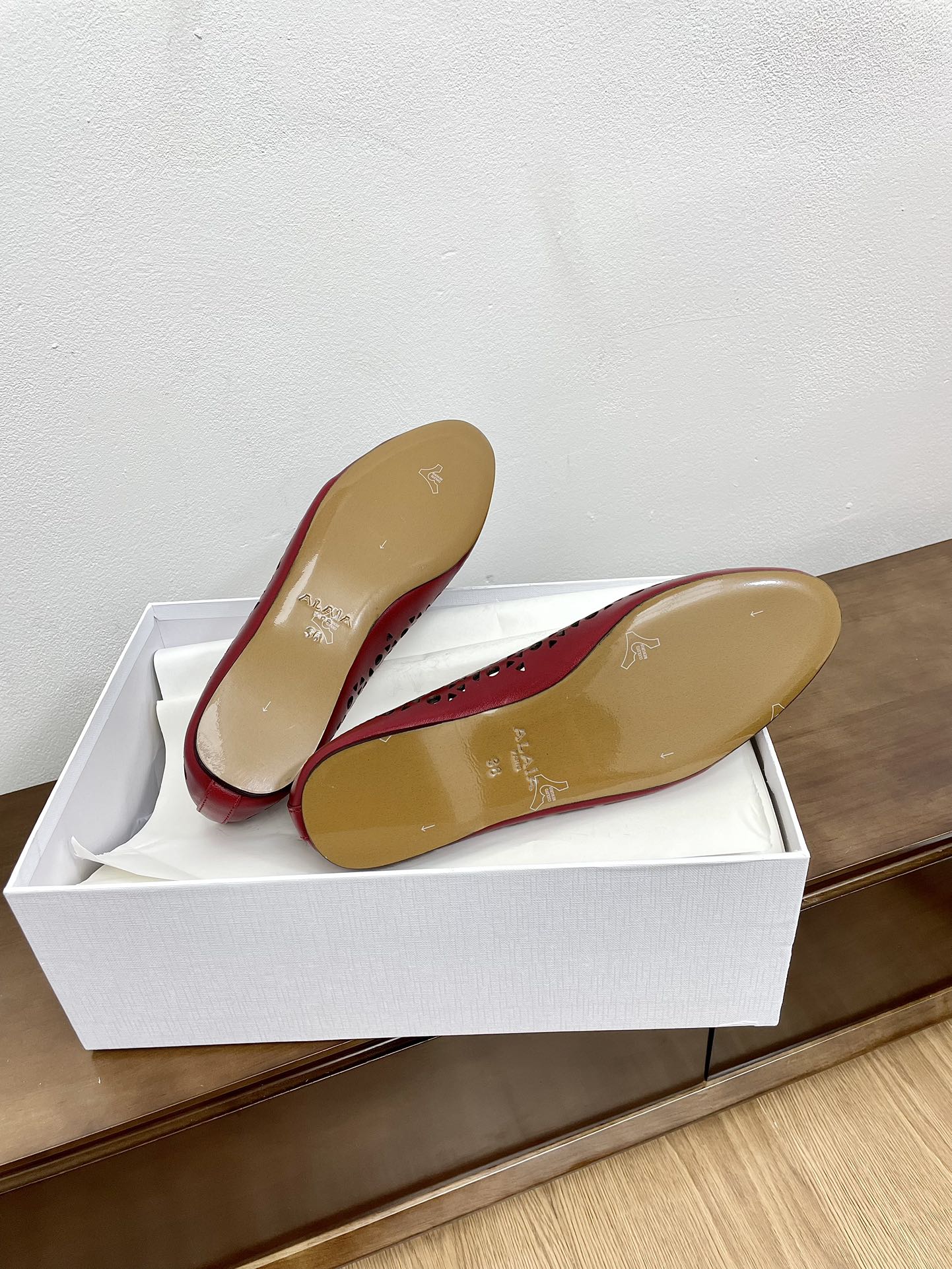 alaia ballet flat dark red vienne lambskin