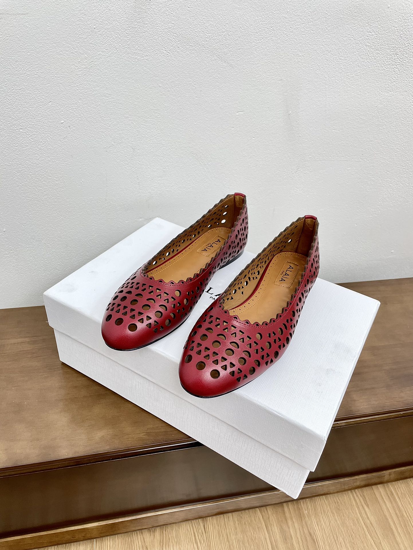 alaia ballet flat dark red vienne lambskin