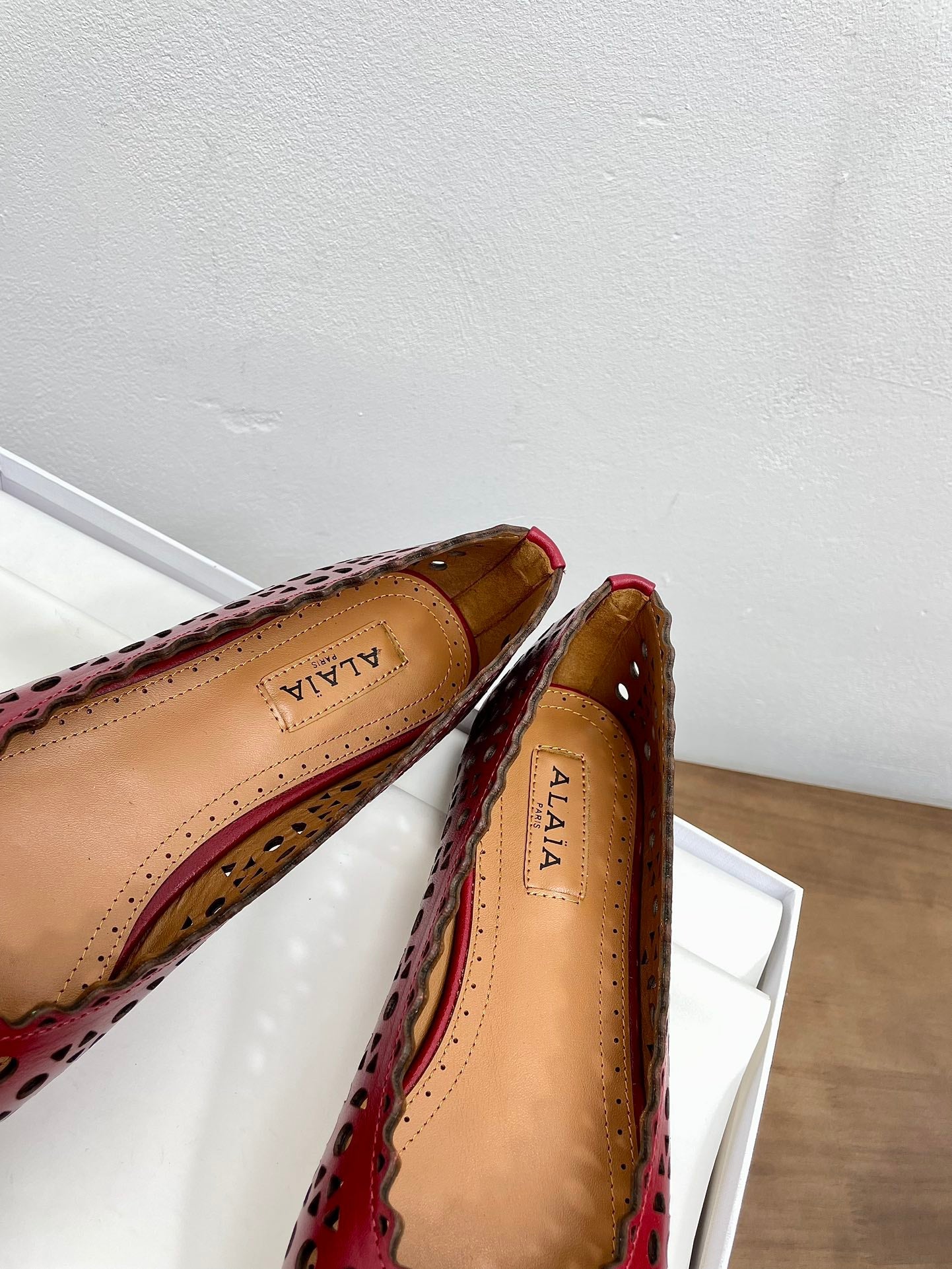 alaia ballet flat dark red vienne lambskin