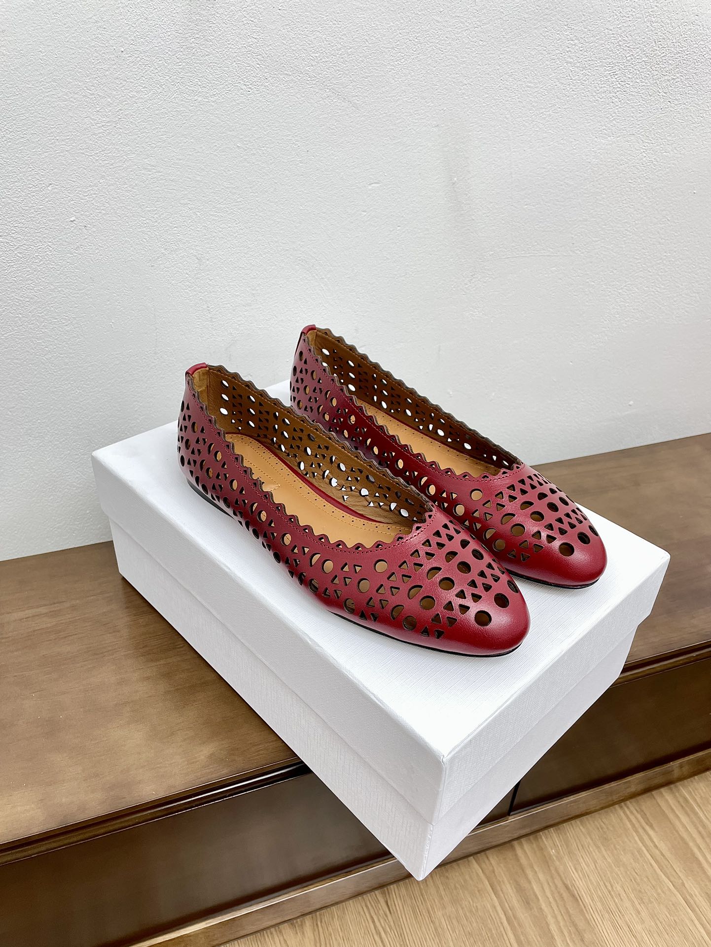 alaia ballet flat dark red vienne lambskin