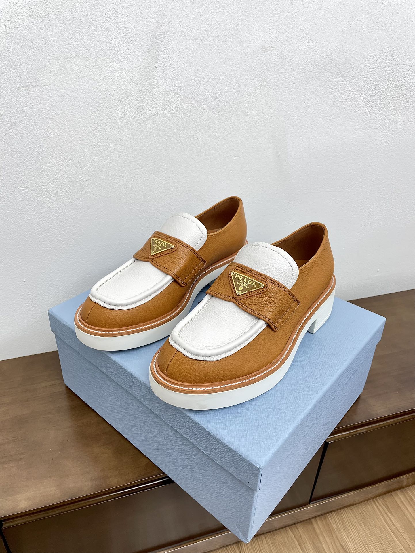 PRA CHOCOLATE BRUSHED LOAFERS WHITE AND BRONZE CALFSKIN